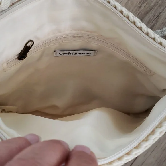 Croft and Barrow Crochet Purse - Picture 3 of 7